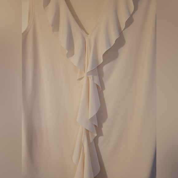 RUFFLED TANK TOP - Picture 2 of 3